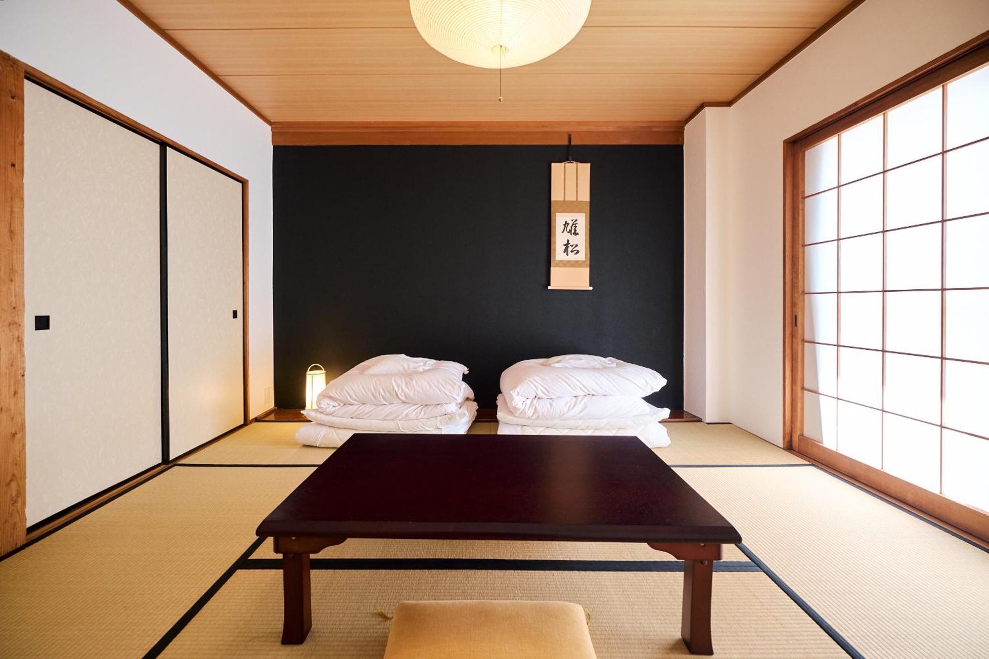 J-Hoppers Lake Biwa Guesthouse Otsu Kamer foto