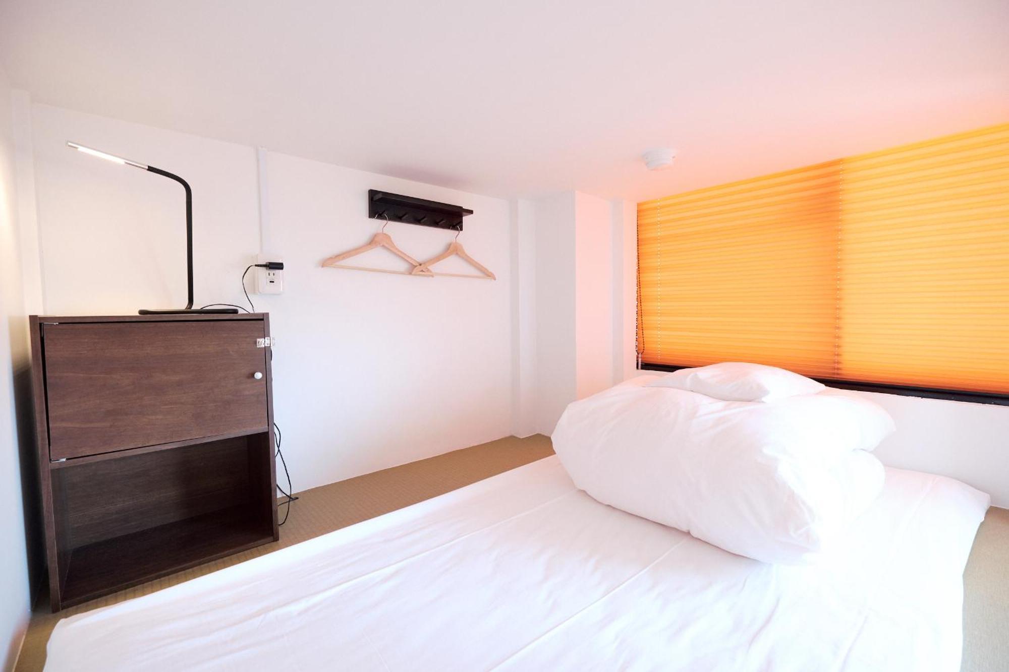 J-Hoppers Lake Biwa Guesthouse Otsu Kamer foto